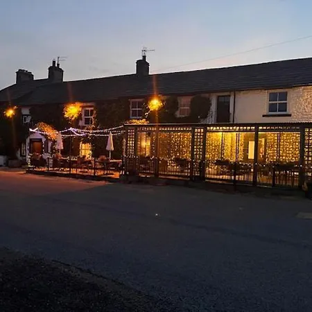 Fogadó The Street Head West Burton
